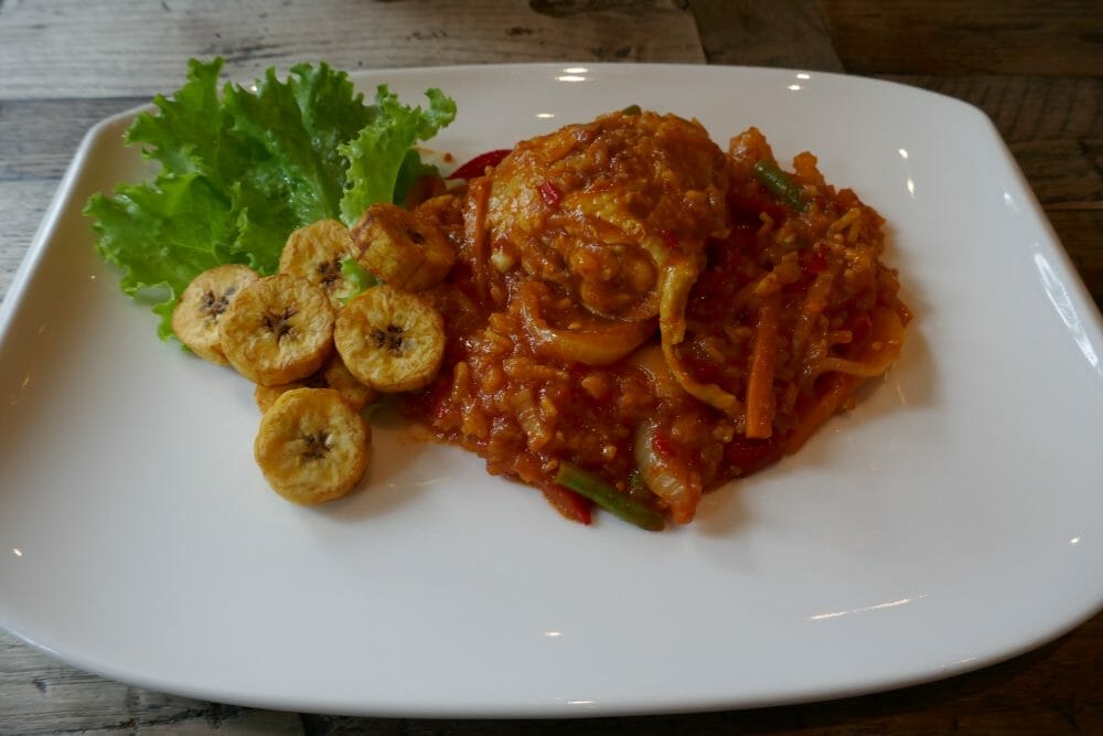 Ukemeny for uke 40 Jollofris med kylling