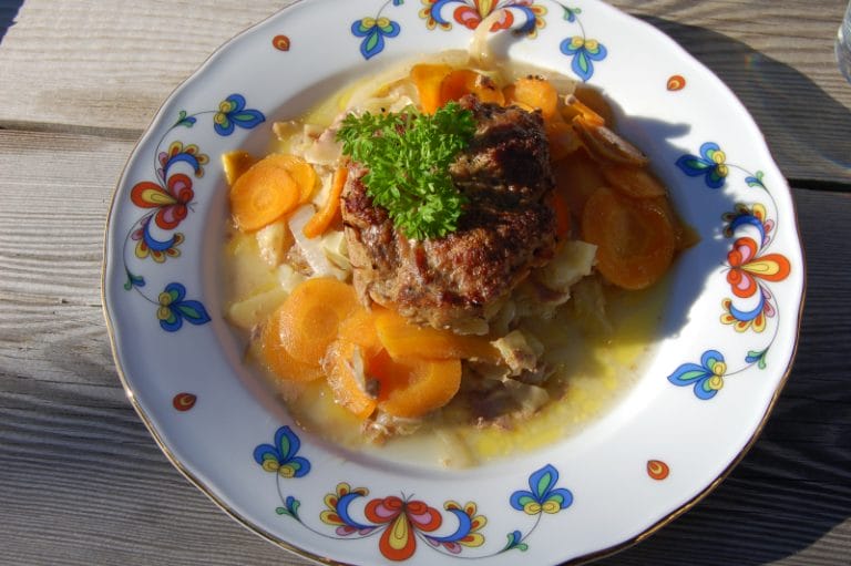 Kjøttkaker på topp