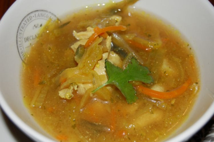 Easy chicken soup with curry